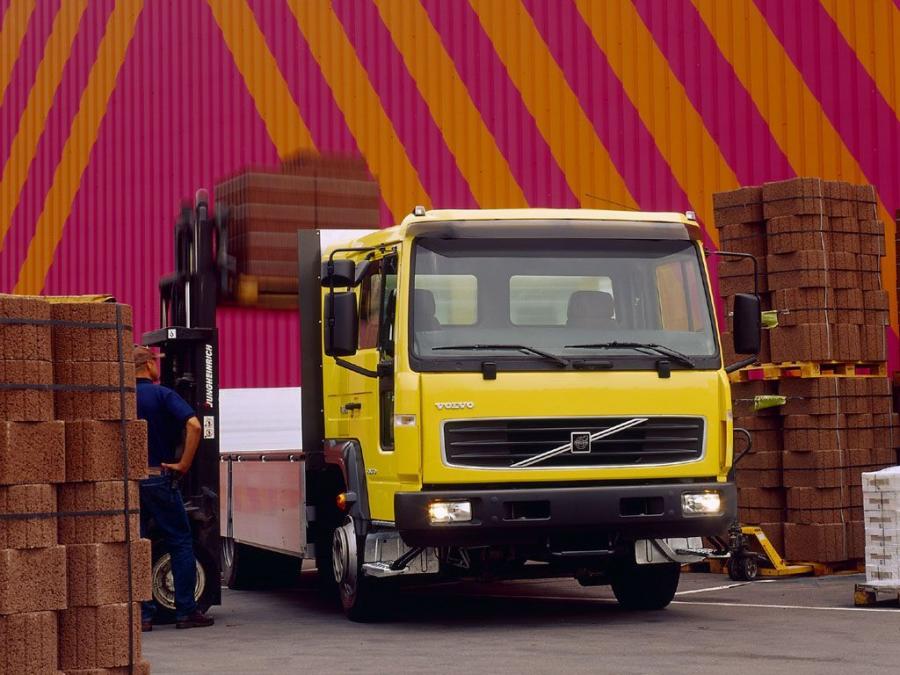  Volvo FL 2000 года  (фото 16 из 22)